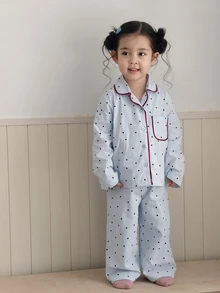 DAZY ملابس منزلية كاجوال بطراز كوري مع طباعة شاملة وياقة مطوية للرضع/الأطفال الصغار (البنات) - الأزرق - مشاهدة 3