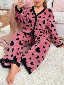 Slumberry CURVE طقم بيجامة مريح من الفرو الناعم بمقاس كبير مع جيب قلب وأزرار وتصميم ألوان متباينة حلو - وردي - مشاهدة 1