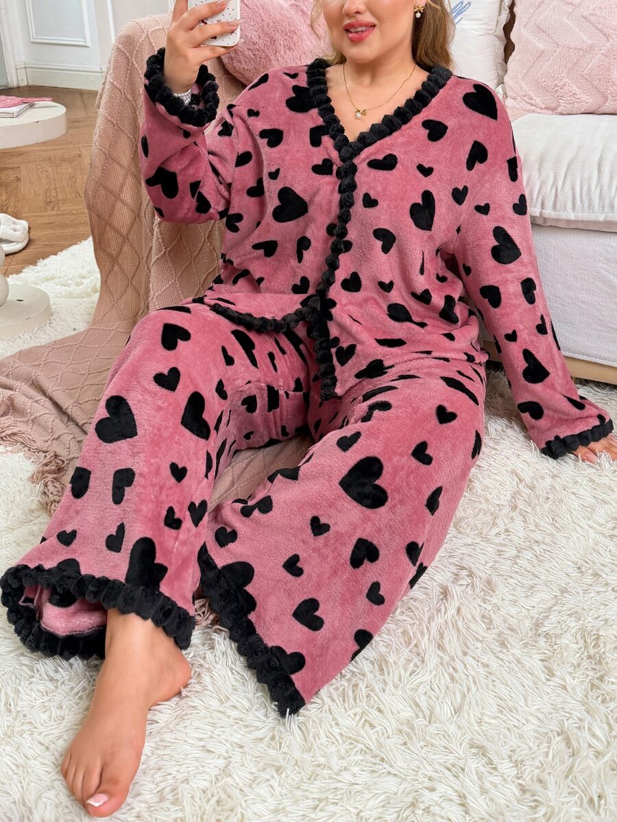Slumberry CURVE طقم بيجامة مريح من الفرو الناعم بمقاس كبير مع جيب قلب وأزرار وتصميم ألوان متباينة حلو - وردي - مشاهدة 1