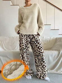 DAZY طقم ملابس نوم نسائي كاجوال يومي للمنزل، ملابس علوية بأكمام طويلة بلون سادة وبنطال طويل بطبعة نمر - لون مشمشي - مشاهدة 5