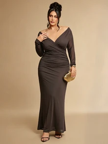 SHEIN BAE CURVE Plus Size Women's Multi-Color Ruffle Ruched Cup Camisole Dress, Elegant Beach Vacation Dress - Coffee Brown - View 3