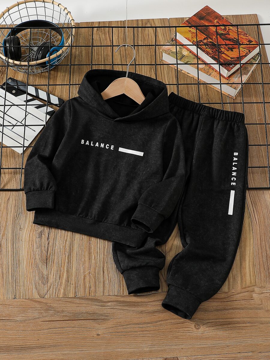 SHEIN 2pcs Young Boy Casual Tie-Dye Solid Color Sweatshirt + Pants Set, Suitable For Daily Wear, School, Travel, Outdoor Play, Spring And Autumn - Black - View 1