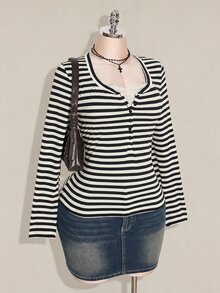 SHEIN ICON Women's Plus Size Autumn/Winter Contrast Lace Black & Gray Striped Fitted T-Shirt Fall - Black and White - View 7