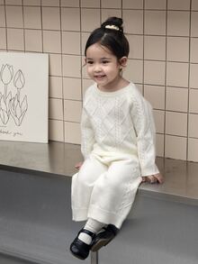 DAZY Infant (Girl) Round Neck Solid Color Casual Long Sleeve Korean Style 2 Pieces Sweater Set - Khaki - View 5
