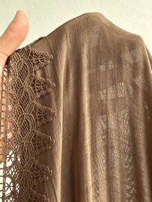 Swim Vcay 大尺碼女款單件側開衩蕾絲拼接性感休閒度假沙灘洋裝 - 卡其色 - 查看 4