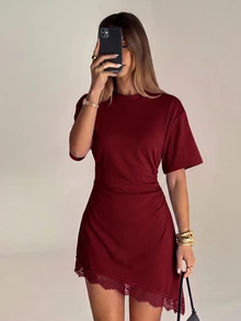 Aloruh 女款優雅圓領不對稱下擺蕾絲拼接收腰短袖迷你洋裝 - 紅色 - 查看 6