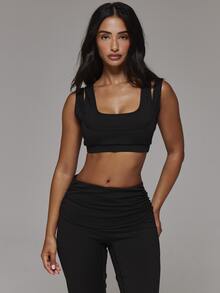 Musera Sport Double Layered Scoop Front Logo Back Sports Bra Sport Essentials Basics Gym Workout Autumn Fall Winter - Black - View 2