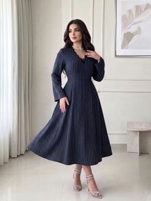 Feyla Women's Contrast Lace V-Neck Striped Long Sleeve Elegant Mid-Length Dress - Navy Blue - View 2