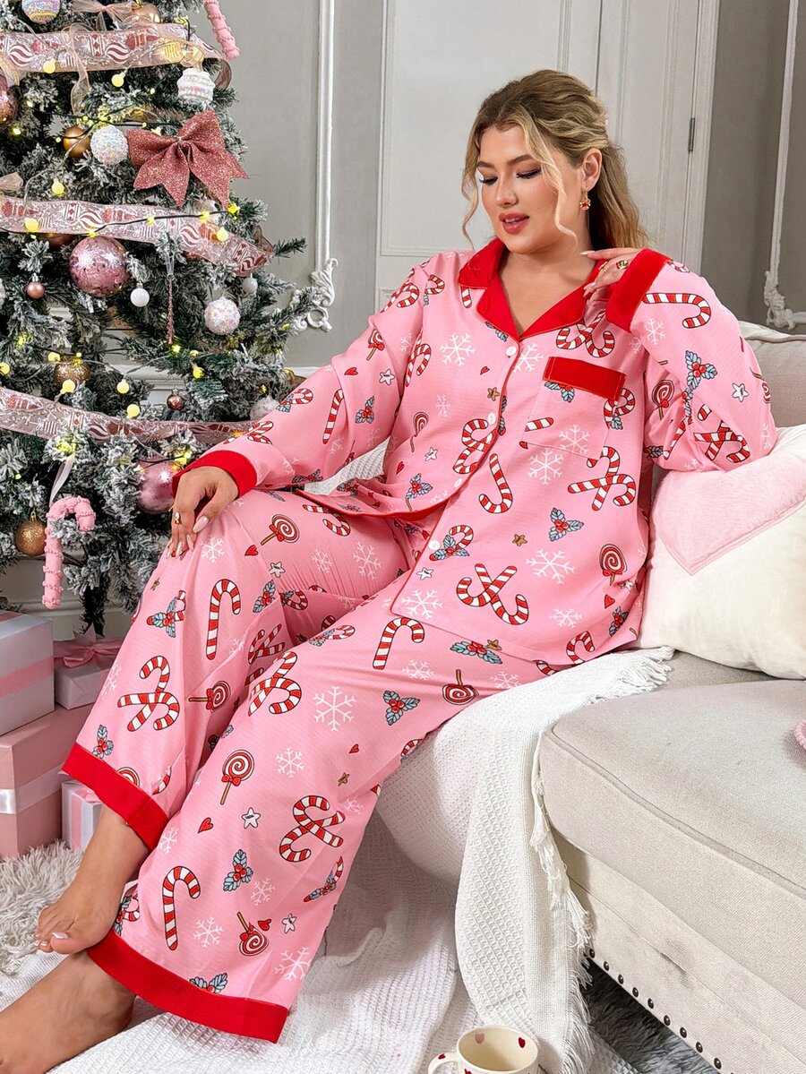 Slumberry CURVE طقم بيجامة بطبعة قلب مفتوح من الأمام بأكمام طويلة مقاس كبير - وردي - مشاهدة 1