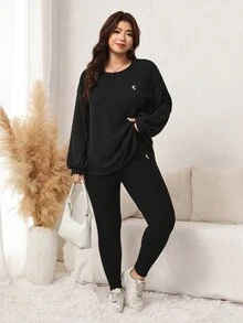 Comfylo Plus Size Women's Knight Graphic Long Sleeve Top And Pants Casual Daily Outfit Set - Black - View 4