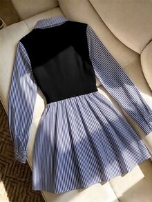 SHEIN فستان نسائي موضة الشارع بأزرار وخطوط بتصميم 2 في 1 - الأزرق - مشاهدة 2