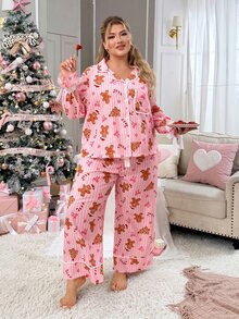 Slumberry CURVE طقم بيجامة مقاس كبير بأكمام طويلة وياقة أمامية بأزرار وفيونكة وطبعة قلوب مخططة - وردي - مشاهدة 4