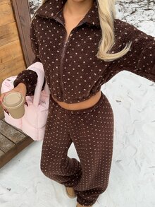 CovetEZ Jaket Wanita Gaya Korea Nyaman dengan Resleting Motif Jacquard Lengan Panjang - Coklat - View 3