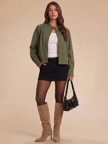 Bluhae Jaket Kasual Wanita Warna Polos dengan Kerutan, Bahu Jatuh, Lengan Panjang dan Kancing Depan Tunggal - Hijau Tentara - View 4