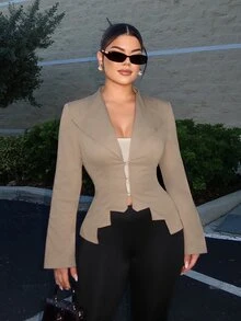 SHEIN SXY Jaket Wanita Gaya Jalanan Lengan Panjang dengan Hem Asimetris - Khaki - View 1
