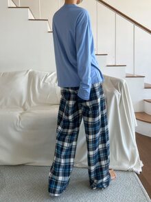 DAZY 可愛熊圖案寬鬆長袖T恤與格紋直筒長睡褲 2件組女款居家睡衣套裝 - 藍色 - 查看 2
