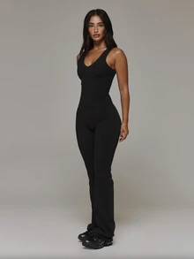Musera Sport V Neck Sleeveless Fitted Dipped Logo Print Back Fitted Flare Soft Touch Active Jumpsuit Sport Essentials Basics Autumn Fall Winter - Black - View 4