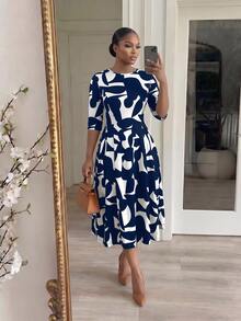 SHEIN Lady Plus Size Women's All-Over Print Pleated Casual Everyday Summer Dress - Navy Blue - View 5