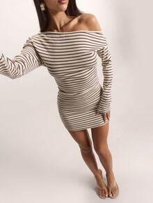 SHEIN BAE Gaun Rajut Mini Pas Badan dengan Bahu Asimetris Bergaris untuk Musim Gugur/Dingin - MultiWarna - View 6