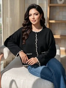 Dripcurv كارديجان نسائي مقاس كبير للخريف/الشتاء أنيق للاستخدام اليومي مزين بحافة دانتيل وتصميم كتل لونية وأزرار أمامية وأكمام طويلة - أبيض وأسود - مشاهدة 1