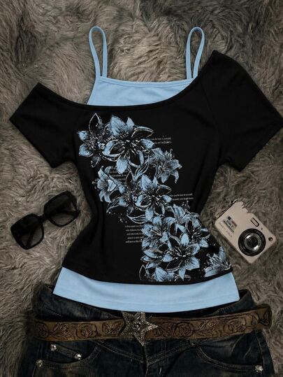 Attitoon Women's Casual Minimalist Black & Blue Color Block Vintage Contrast Short Sleeve T-Shirt, Blue Contrast Floral Print, Casual Minimalist Vintage Punk Y2K Versatile Party Print Pattern, Autumn Outfit, Women's Commute Outfit, All-Match Top, Outing Outfit, Airport Outfit