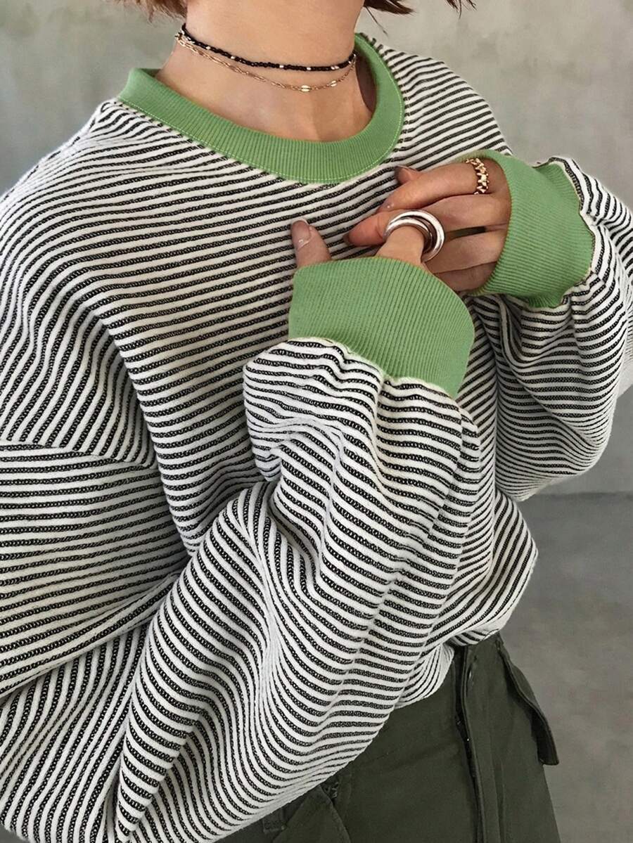 FRIFUL 女款圓領長袖條紋對比飾邊T恤 - 綠色 - 查看 1