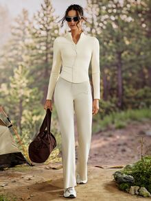 Exploreva Women's Solid Color Slim Fit Versatile Daily Outdoor Long Sleeve T-Shirt - Apricot - View 5