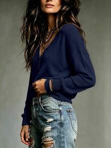 SHEIN Sweater Wanita Fashion Kerah V Lengan Panjang dengan Dekorasi Gesper Logam - Royal Blue - View 4