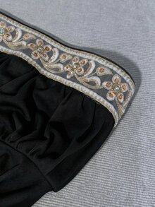 IslaSuriya 女款蕾絲拼接不對稱下擺抹胸上衣 - 黑色 - 查看 4
