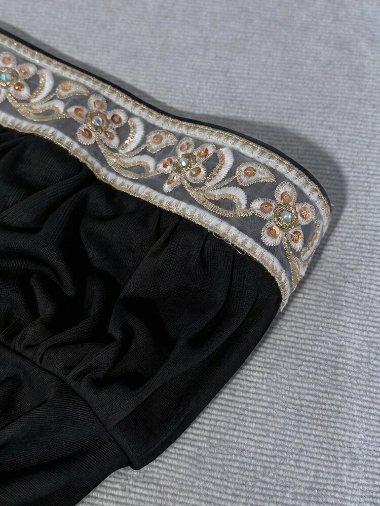 IslaSuriya Top tubo de mujer con patchwork de encaje y bajo asimétrico - Negro - Añade 4