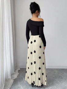 Elenzga Gaun Lengan Panjang Wanita Elegan dengan Bahu Asimetris dan Motif Polkadot Patchwork - Hitam dan Putih - View 2