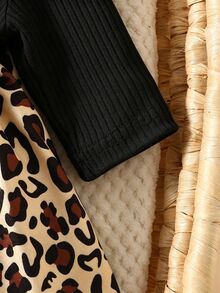 SHEIN Playful Pals 女童豹紋荷葉邊蝴蝶結前襟長袖兩件套，2合1羅紋針織可愛秋季套裝 - 彩色 - 查看 6