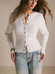 Poéselle 女款白色麻花編織開襟衫－修身圓領前扣開襟長袖針織衫，顯瘦羅紋腰部設計，適合聖誕新年秋冬穿搭 - 米色 - 查看 1