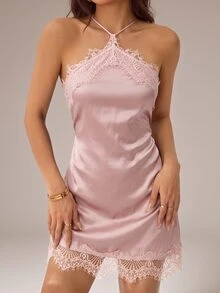 SHEIN PETITE 女款優雅浪漫約會音樂節派對聚會畢業度假洋裝，黑色緞面布料對比蕾絲飾邊細肩帶修身迷你洋裝，婚禮賓客、生日洋裝 - 粉色 - 查看 4