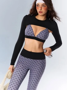 VARSIVA Bộ đồ thể thao nữ gồm áo croptop tay dài màu trơn, áo ngực in họa tiết chấm bi và quần legging - Nhiều màu - Xem 9