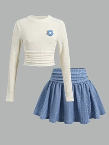 SHEIN Kids Tween Girl Spring Autumn Winter Cute Casual Knitted Textured Decor Long Sleeve Top & Mini Skirt Set, Short Sleeve Top & Pleated Mini Skirt - Blue - View 2