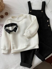 SHEIN 兒童小男孩/女孩，小男孩 2 件組秋冬休閒時尚運動衫套裝，POLO 領運動衫與綠色燈芯絨吊帶褲套裝，小男孩秋冬服飾，套裝，Squishy - 黑色 - 查看 7