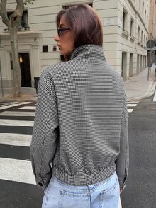 Aloruh 年輕女性百搭秋冬新款千鳥格立領寬鬆落肩長袖夾克，羊毛混紡 - 黑與白 - 查看 2