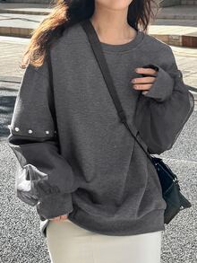 FRIFUL Women's Solid Color Faux Pearl Decor Casual Daily Long Sleeve Sweatshirt - Grey - View 3