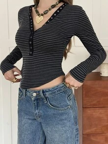 DAZY Grey-Black Fine Striped V-Neck Metal Eyelet Decor Slim Fit Long Sleeve Casual Versatile T-Shirt Top - Black - View 4