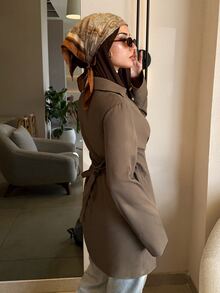 Solavon New Design V-Neck Waist-Cinching Shirt With Back Tie And Metal Buckle Decor, Elegant Daily Commute Versatile Blouse Top - Brown - View 6