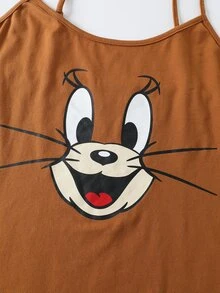 TOM & JERRY X SHEIN طقم بيجامة مقاس كبير بطبعة كرتونية، توب كاميسول وشورتات مزينة بحافة مكشكشة - بني - مشاهدة 4