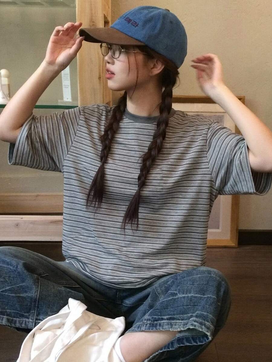 DAZY 女款條紋休閒日常短袖T恤 - 淺灰色 - 查看 1