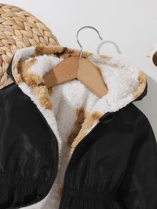 SHEIN Baby Girl Cute Bear Pattern Faux Fur Jacket Reversible - Multicolor - View 3