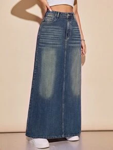 Rivivi Plus Size Women's Button & Zipper Pocket Design Denim Straight Skirt - Dark Wash - View 6