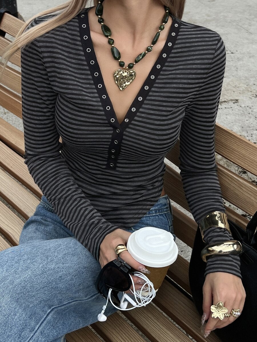 DAZY Grey-Black Fine Striped V-Neck Metal Eyelet Decor Slim Fit Long Sleeve Casual Versatile T-Shirt Top - Black - View 1