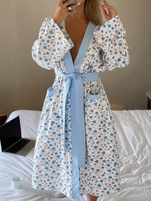 DAZY Women's Deep V-Neck Floral Pattern Fashionable Elegant Nightgown - Blue - View 1