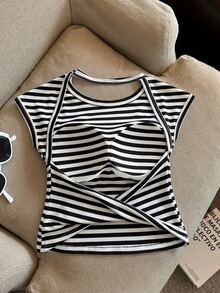 Franclia Women's Striped Colorblock Round Neck Tank Top - Black and White - View 1