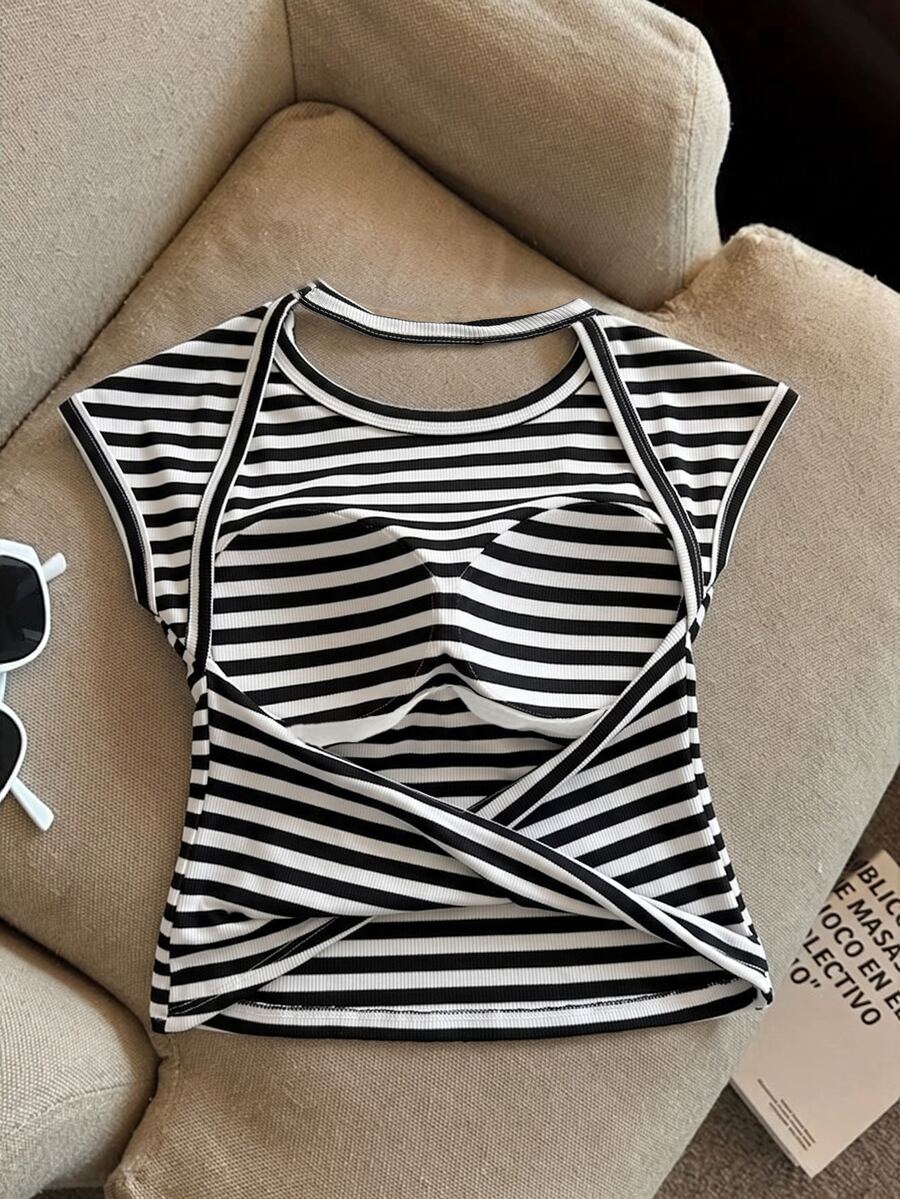 Franclia Women's Striped Colorblock Round Neck Tank Top - Black and White - View 1