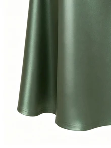 GlowEve CURVE Plus Size Elegant Party Style Ruffle V-Neck Cinched Waist Dress - Green - View 4
